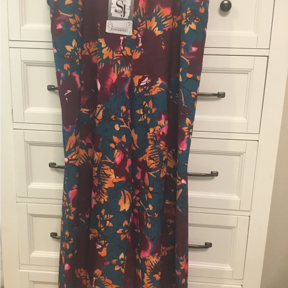 Sassy Jones Pant Suit - Picture 3 of 8